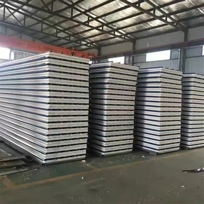 Papírová sendvičová voštinová deska zpomalující hoření